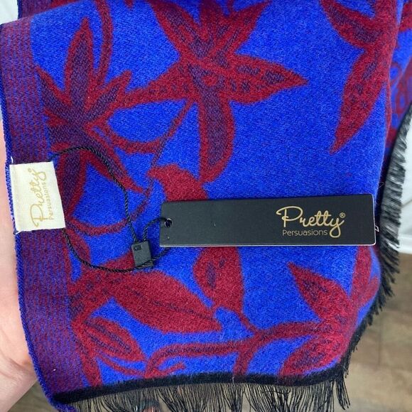 Pretty Persuasions Reversible Floral Blue Red Scarf Wrap Rectangular Shawl NWT - Picture 4 of 7